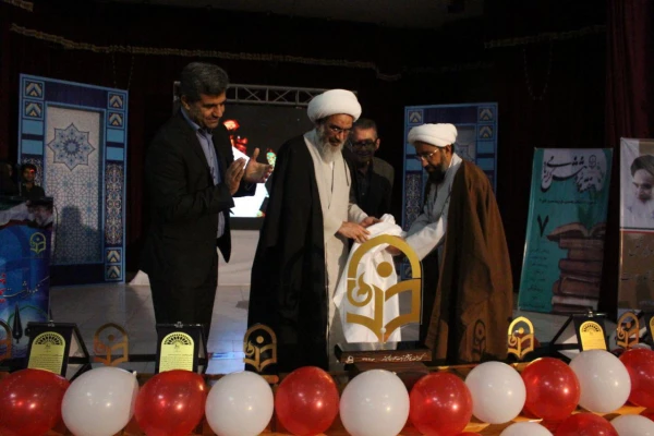 آئین نکوداشت بیش از نیم قرن تربیت معلم در استان بوشهر برگزار شد 4