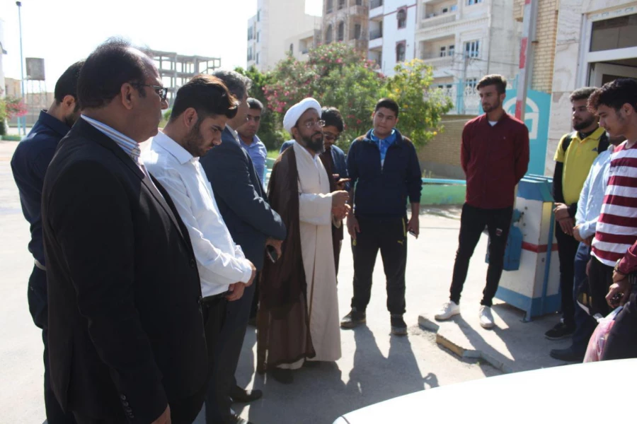 بدرقه و اعزام جمعی از دانشجومعلمان جهادگر داوطلب پردیس علامه طباطبایی دانشگاه فرهنگیان استان بوشهر به مناطق سیل زده خوزستان برای امدادرسانی به هموطنان سیل زده 6