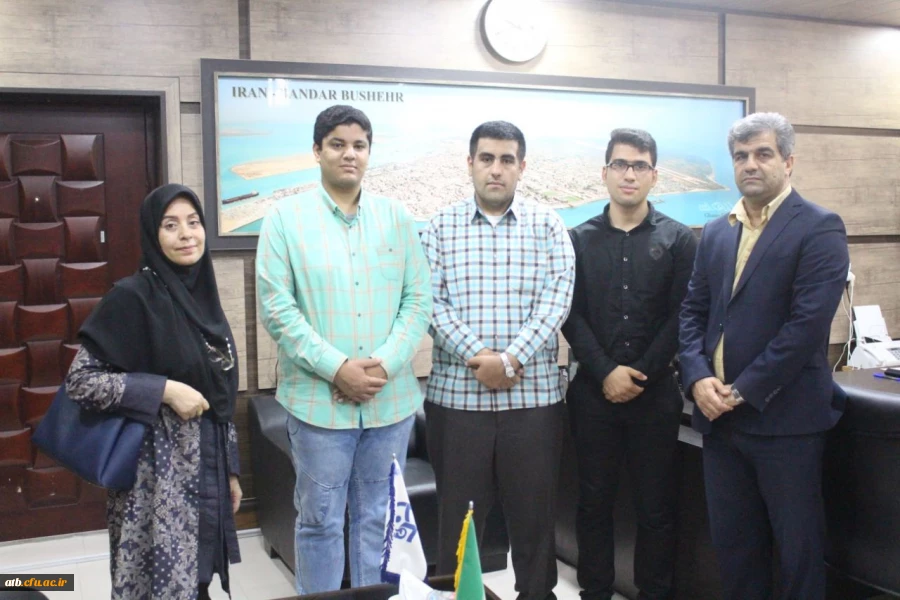 خداحافظی دانشجویان دانش آموخته ورودی ۹۴پردیس علامه طباطبایی بوشهر با رئیس دانشگاه  3