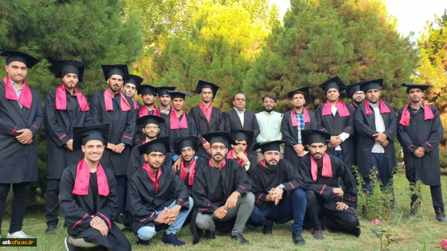 در مشهد مقدس

برگزاری چهارمین جشن دانش آموختگی دانشجومعلمان پسر دانشگاه فرهنگیان استان بوشهر 3