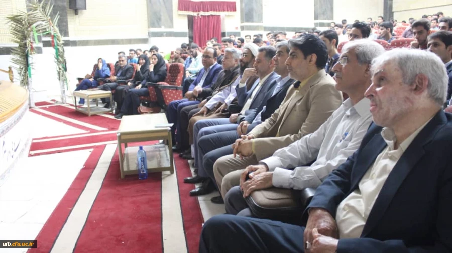 با حضور مشاور رئیس دانشگاه فرهنگیان کشور؛
برگزاری آئین استقبال دانشجومعلمان نوورود پردیس علامه طباطبایی بوشهر
 3