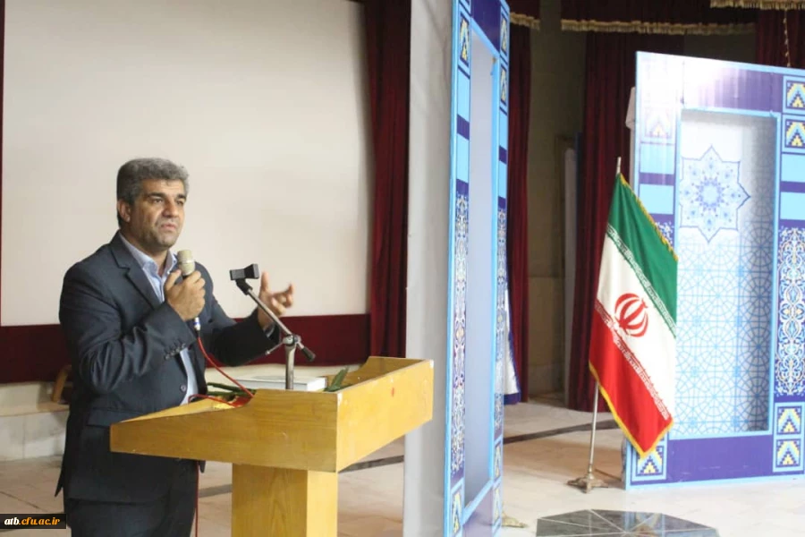 با حضور مشاور رئیس دانشگاه فرهنگیان کشور؛
برگزاری آئین استقبال دانشجومعلمان نوورود پردیس علامه طباطبایی بوشهر
 6