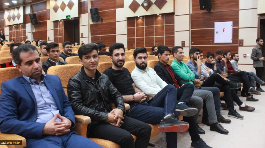 با حضور مشاور اجرایی معاون طرح و برنامه و توسعه مدیریت و مدیرکل حقوقی دانشگاه فرهنگیان

جشن بزرگ روز دانشجو دانشگاه فرهنگیان استان بوشهر برگزار شد 10