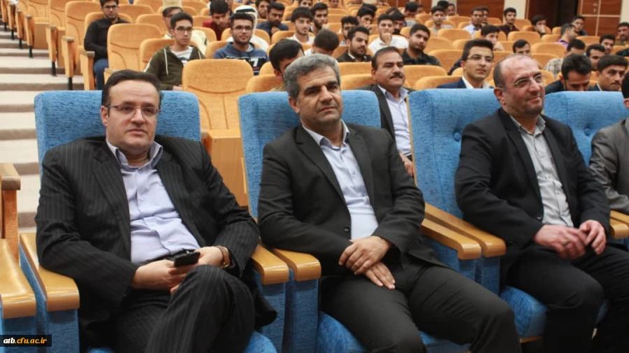 با حضور مشاور اجرایی معاون طرح و برنامه و توسعه مدیریت و مدیرکل حقوقی دانشگاه فرهنگیان

جشن بزرگ روز دانشجو دانشگاه فرهنگیان استان بوشهر برگزار شد 20